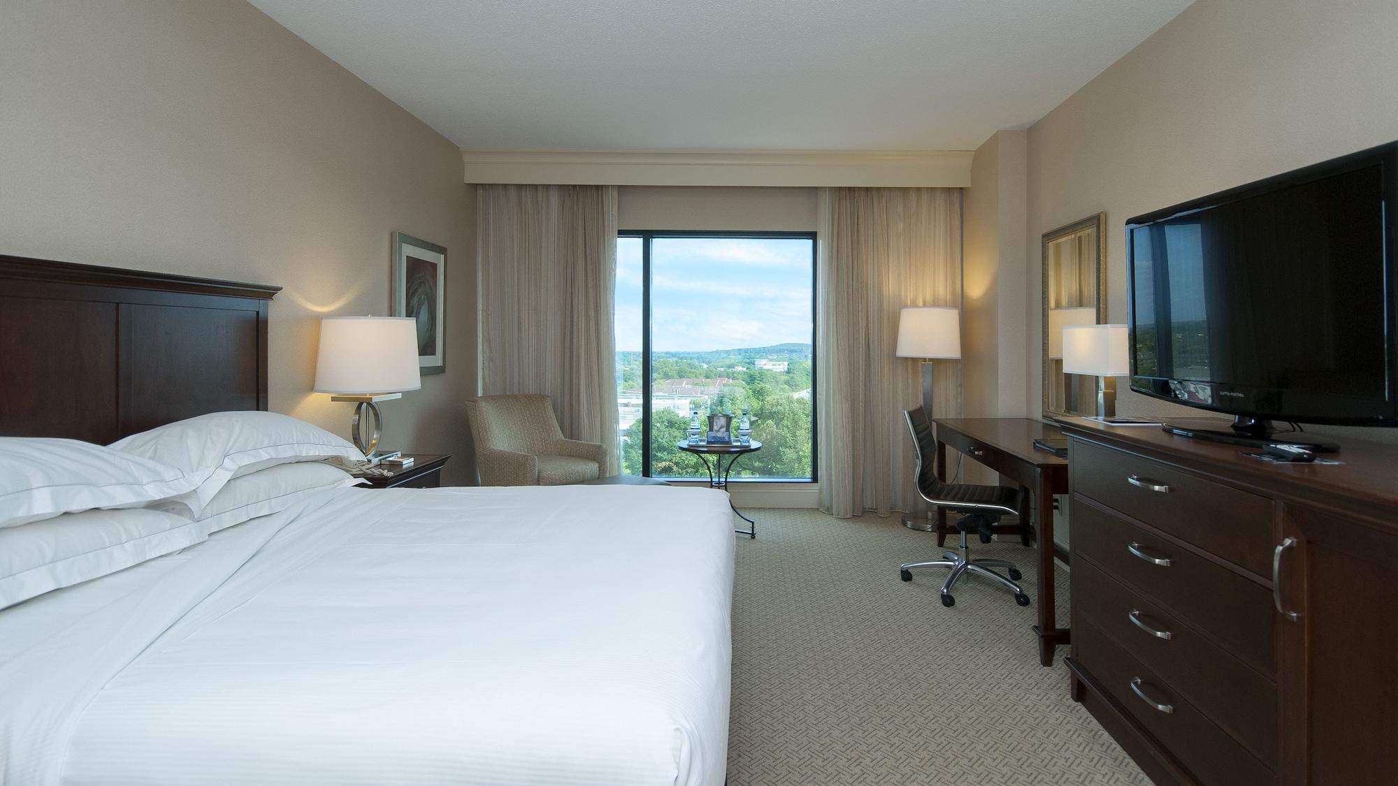 Hilton Greenville Exterior foto