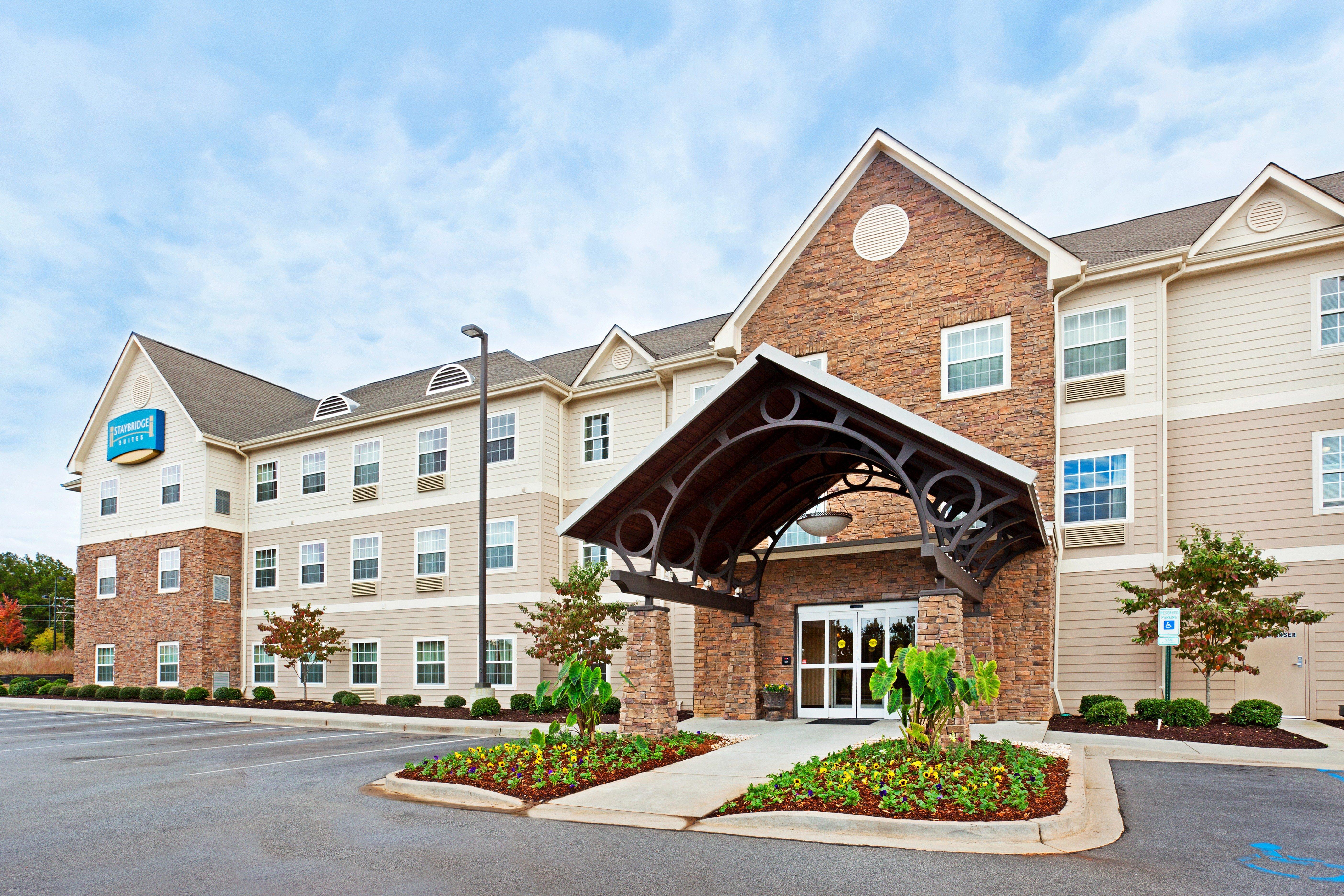 Hilton Greenville Exterior foto